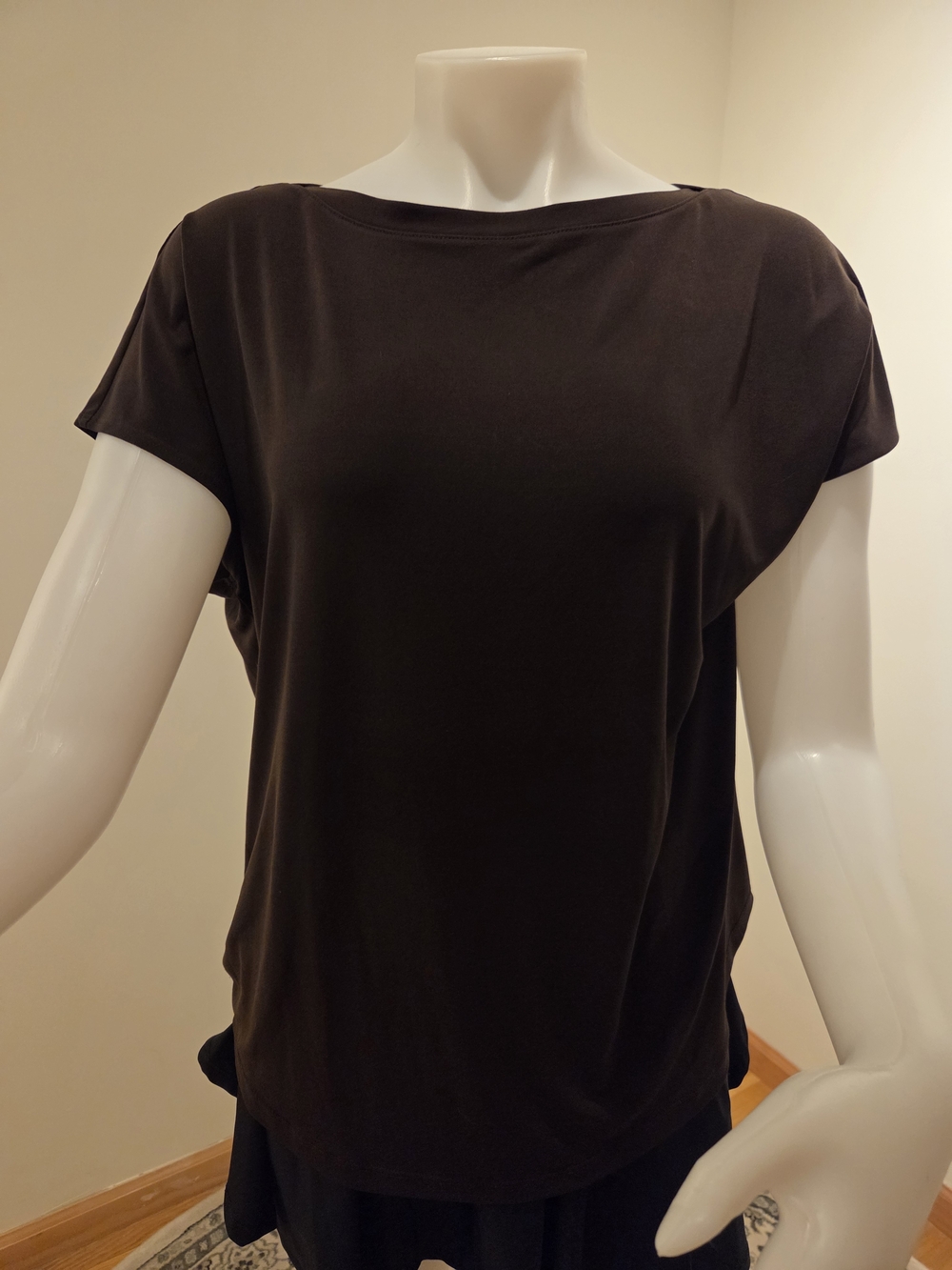 Chico's Elegant Short Sleeve Brown Boatneck Top